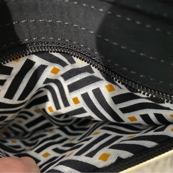 Vera Bradley Black Quilted Crossbody Purse - Picture 10 of 14